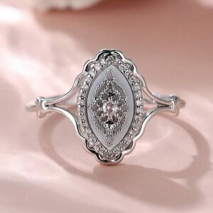 Elegant Silver Women's Ring
